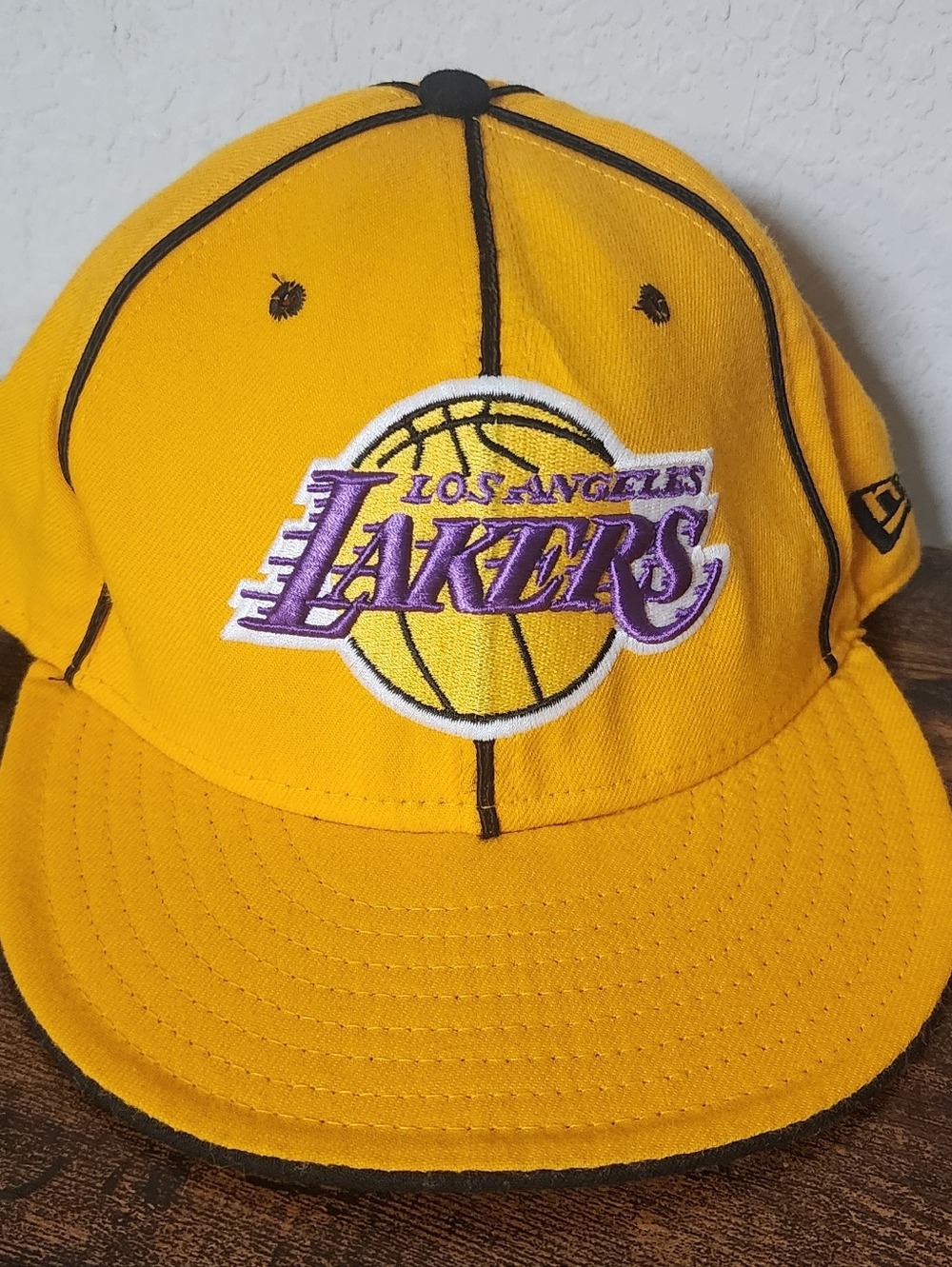 LA Lakers New Era Fitted Hat - See Pics For Measurements